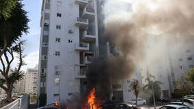 Israel-Hamas war: Shaken passengers arrive at LAX as attacks continue