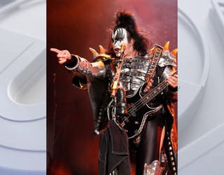KISS' Gene Simmons on his support for Mending Kids | FOX 11