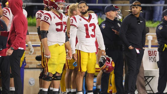 Caleb Williams throws 3 INTs as No. 21 Notre Dame routs No. 10 USC 48-20