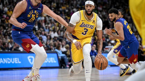 Anthony Davis ripped for performance in second half of opening night game against Denver