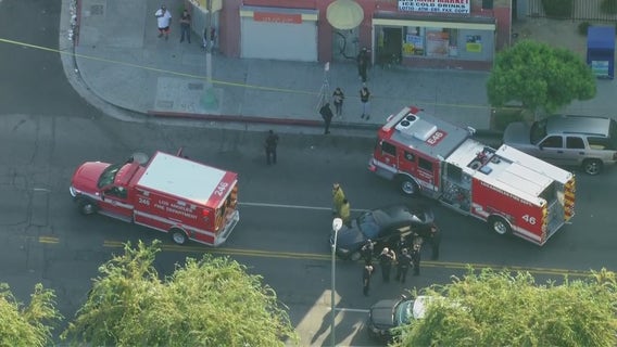 1 person hospitalized in shooting near high school in Los Angeles