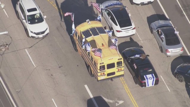 Angelenos gather across Los Angeles County to show support for Israel Sunday