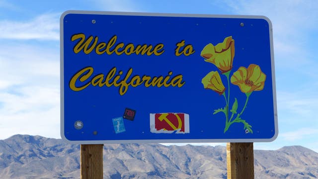 New York, California exodus continues, but 'catastrophic effect' of Biden economy may be on the way: experts