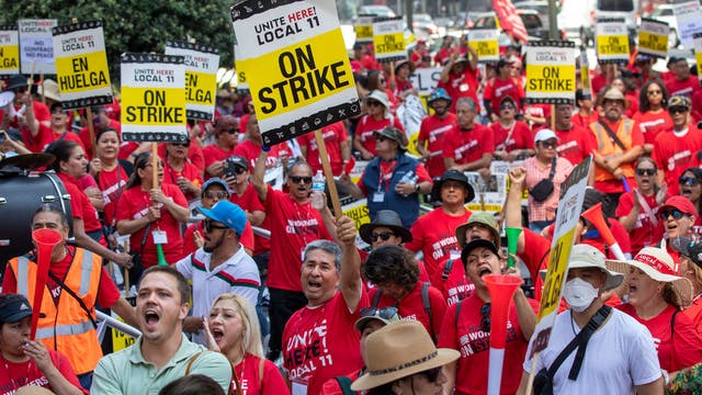 4 more LA hotels agree to new deal with striking workers