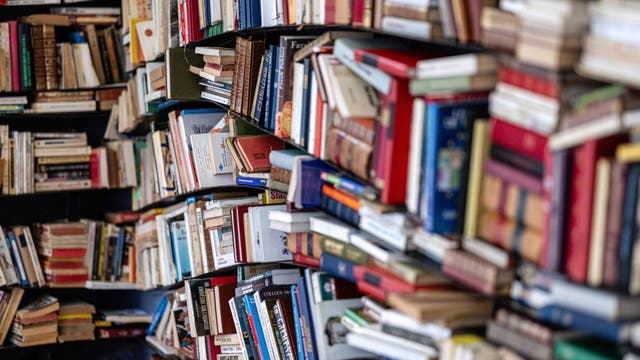 California-based procrastination book club finally finishes its first tome after 28 years