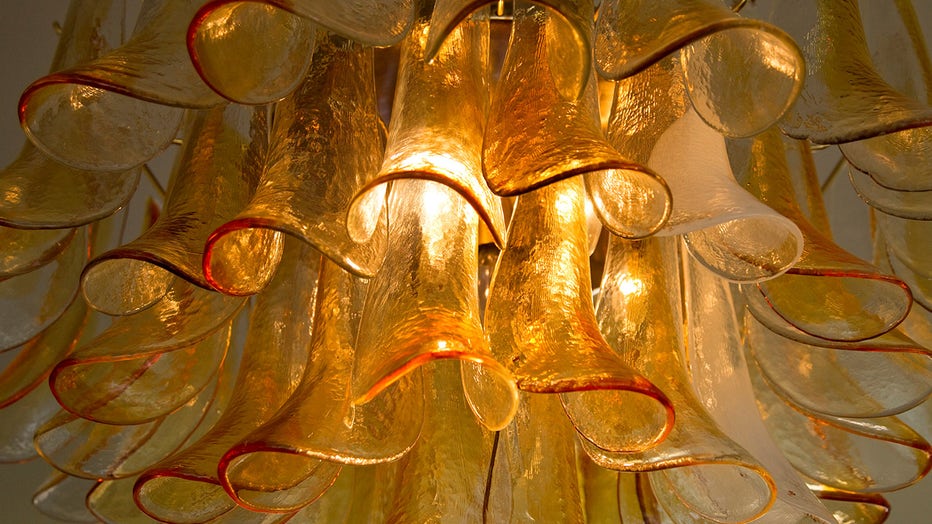 chandelier-getty.jpg