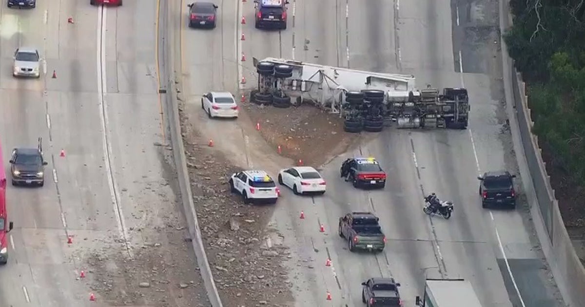 Crash on 605 Freeway in Whittier snarls traffic during morning rush ...