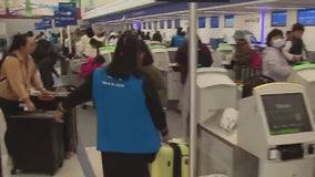 2.5 million people expected to go in and out of LAX this Thanksgiving holiday season