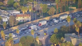 Pedestrian struck, killed on 101 Freeway in Hollywood