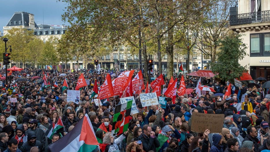 Photos: Thousands march in support of Palestine all over the world Saturday