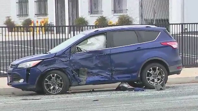 1 killed, 2 seriously injured in three-car crash in Winnetka