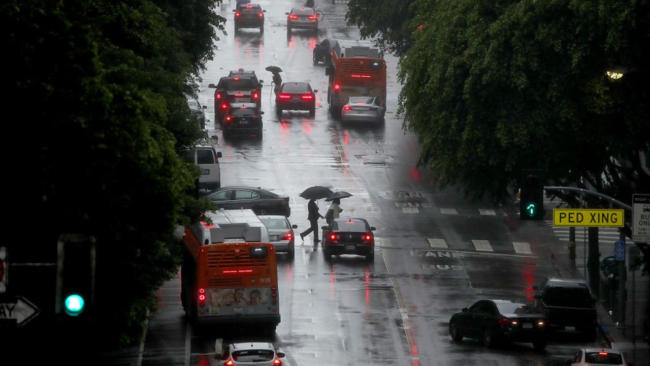 California rain: Downpours, mountain snow, high surf strike SoCal - Vimarsana News