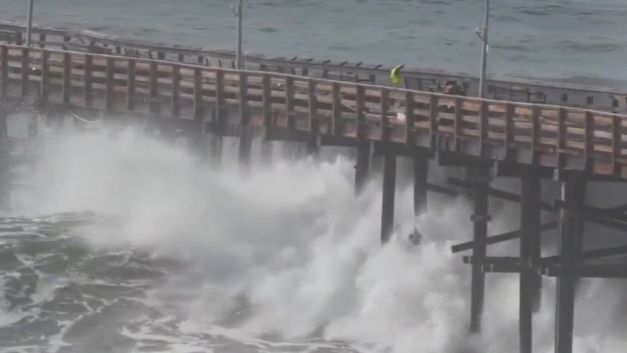 南加州海滩再次出现巨浪和危险的逆流