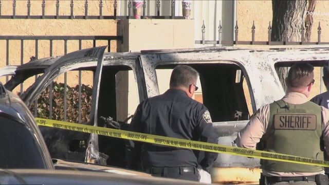 Body discovered in Palmdale car fire