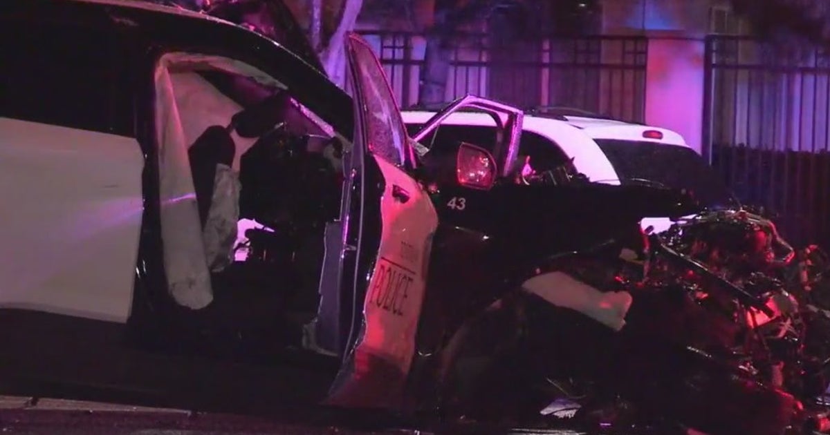 Fontana police chase ends in crash; 3 teens killed | FOX 11 Los Angeles