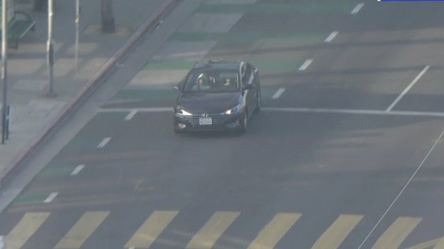Police chase suspect nearly hits pedestrians, bicyclists near South LA