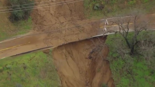 Mudslides close section of Mulholland Drive in Studio City