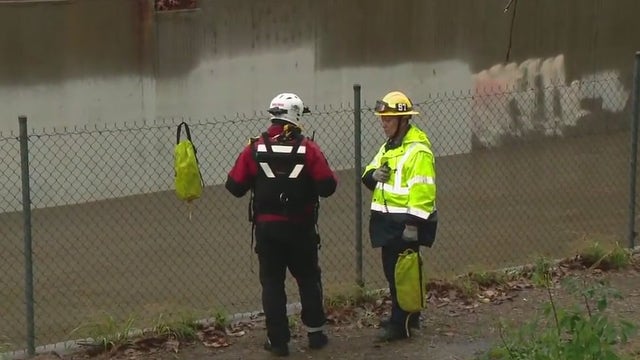 At least two LA River rescues reported amid powerful storm