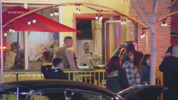 LASD deputies crash into each other on way to restaurant shooting