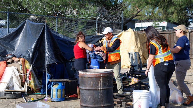 Bass announces more Inside Safe operations in LA