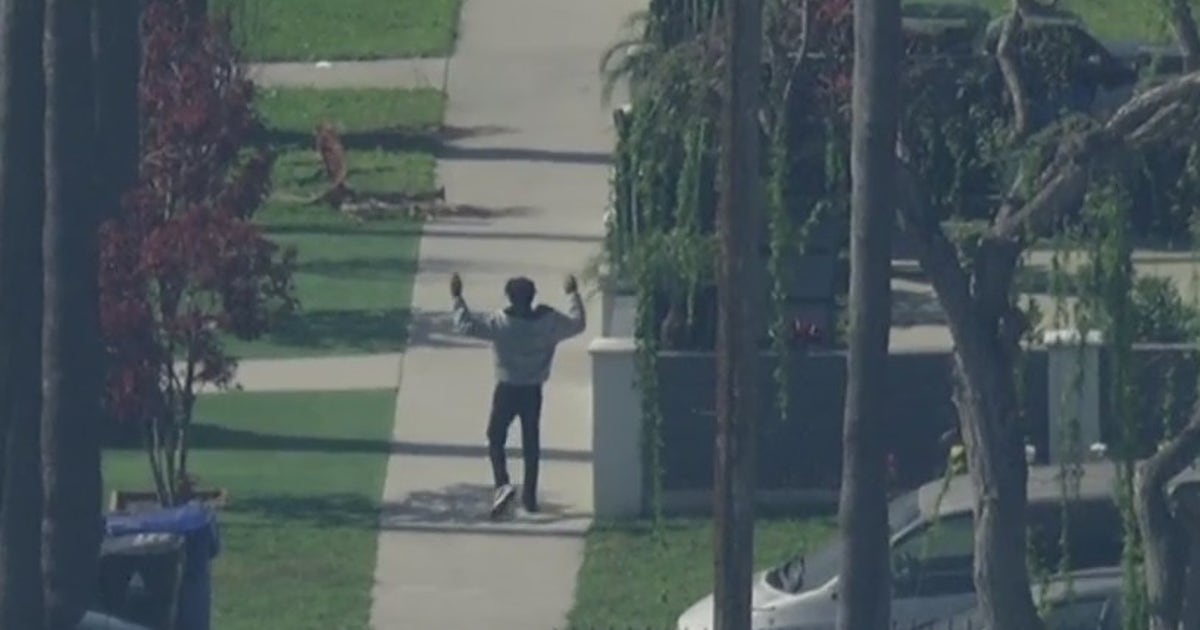 Police chase: Possible murder suspect taken into custody after wild ...