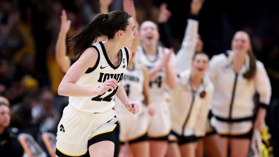 Caitlin Clark, Iowa rally to beat UConn in women's Final Four