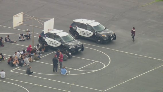 Lockdown lifted at Simi Valley High School after bomb threat