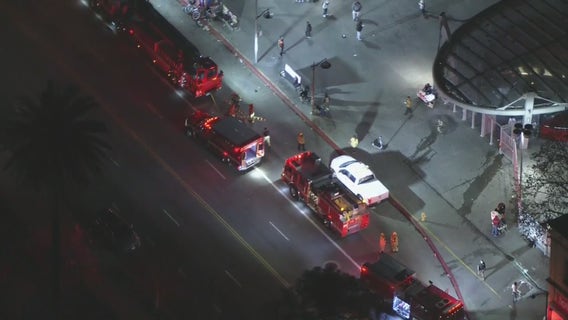 1 struck, killed at Westlake/MacArthur Park Metro station after falling onto train tracks