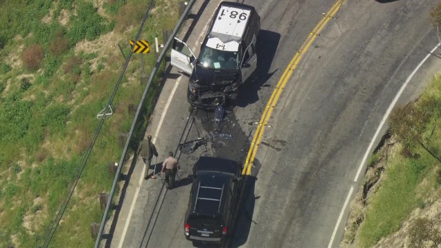 LASD deputy hit head-on by wrong-way driver in La Habra Heights