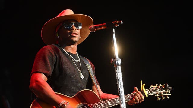Country star Jimmie Allen says twins were conceived with a 'friend' while separated from his wife