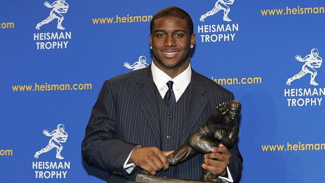 Reggie Bush finally gets his Heisman Trophy back