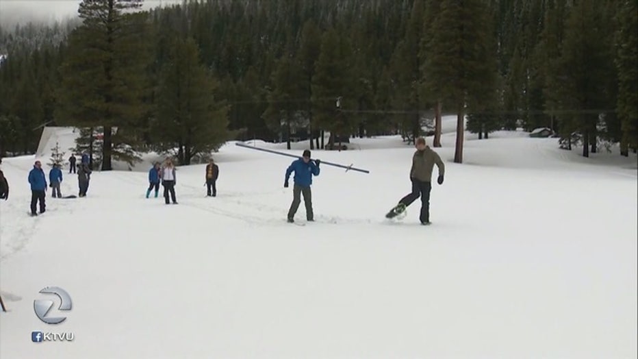 Sierra_snowpack_0_6975301_ver1.0_640_360.jpg