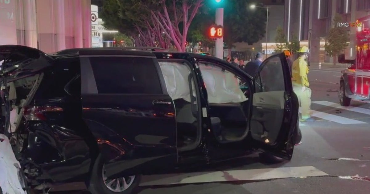 Man in stolen LAPD patrol SUV crashes into cars in DTLA | FOX 11 Los ...