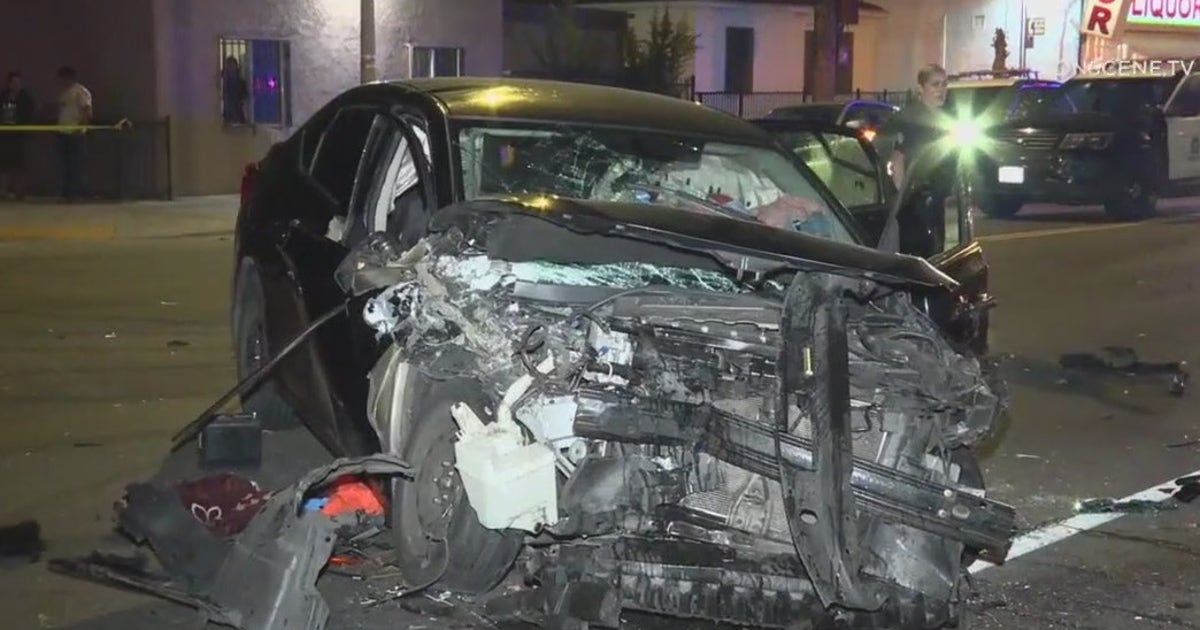 Good Samaritans claim they pulled woman from car after South LA crash ...