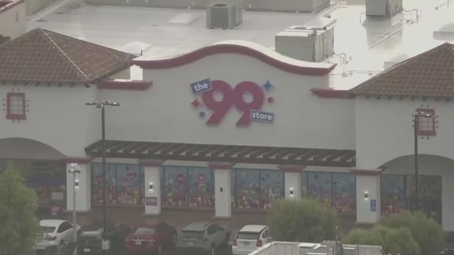 Dollar Tree buys 99 Cents Only stores out of bankruptcy