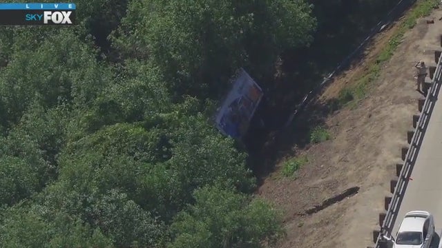 Box truck strikes, kills Caltrans worker on 71 Freeway in Chino