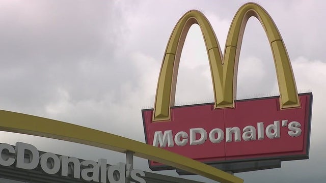 As fast food workers see pay increase, restaurants raise menu prices