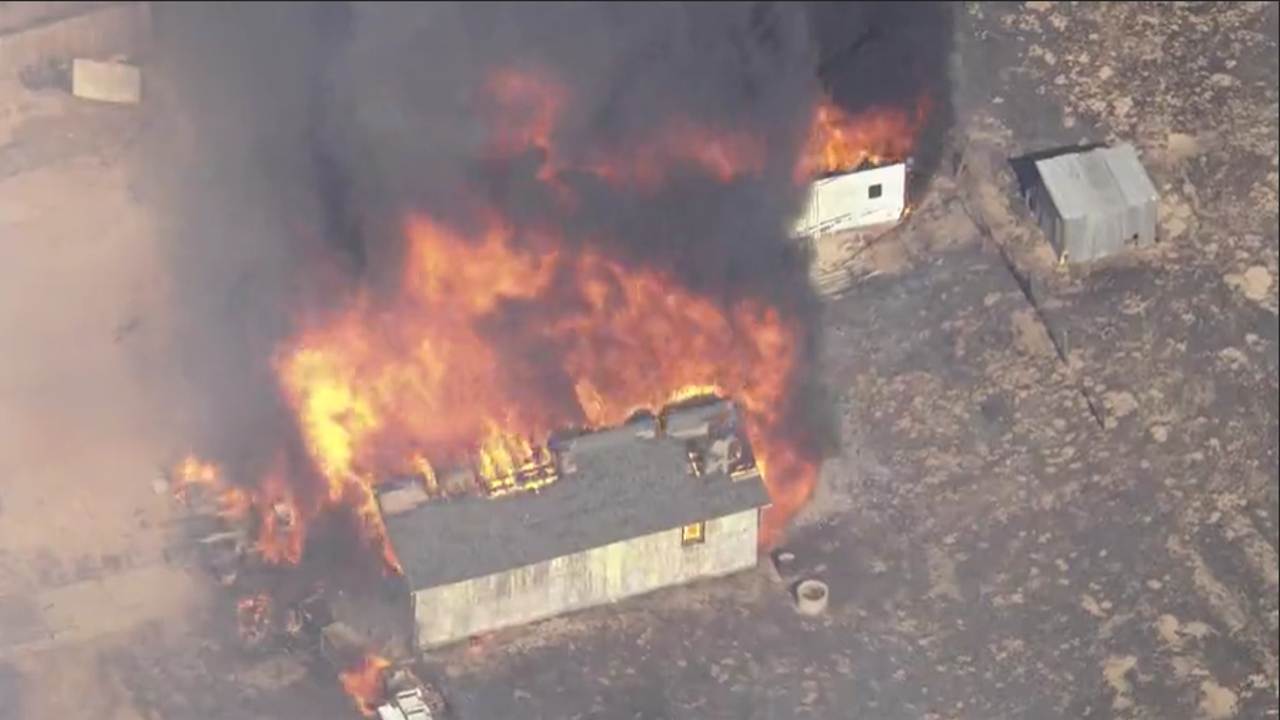 'Max Fire' burning in Lancaster; structures threatened