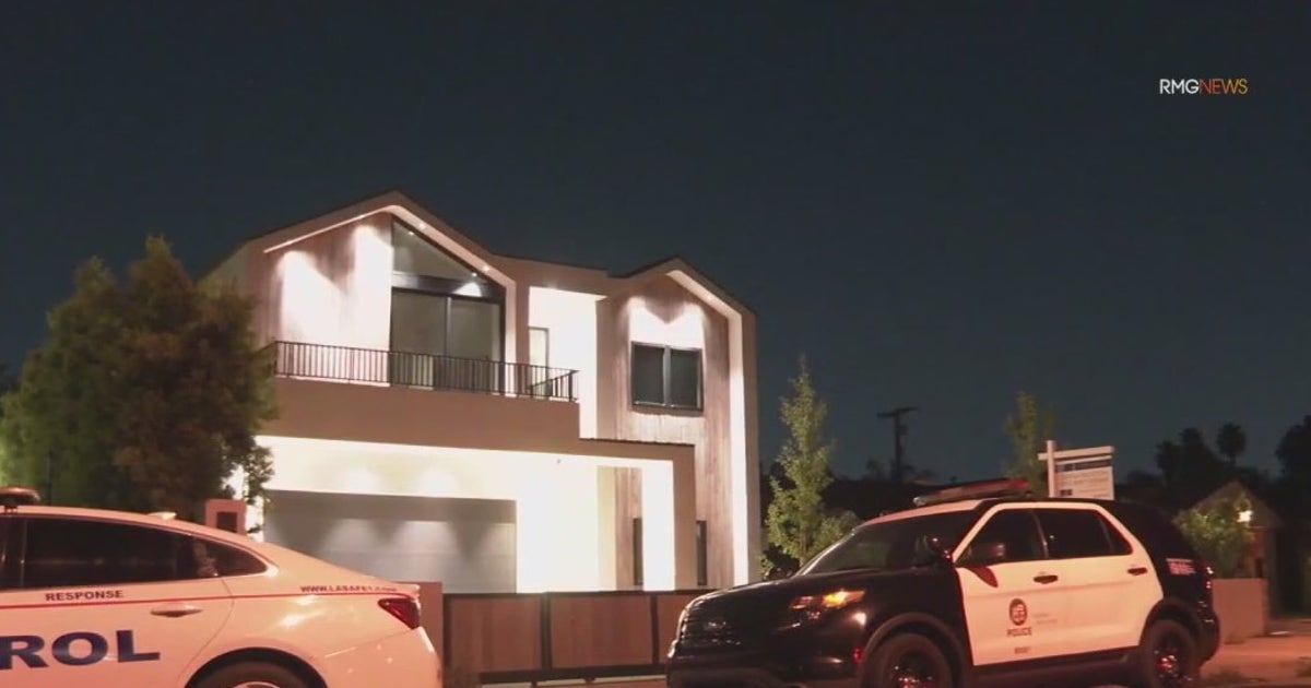 14th home in Encino burglarized: LAPD | FOX 11 Los Angeles