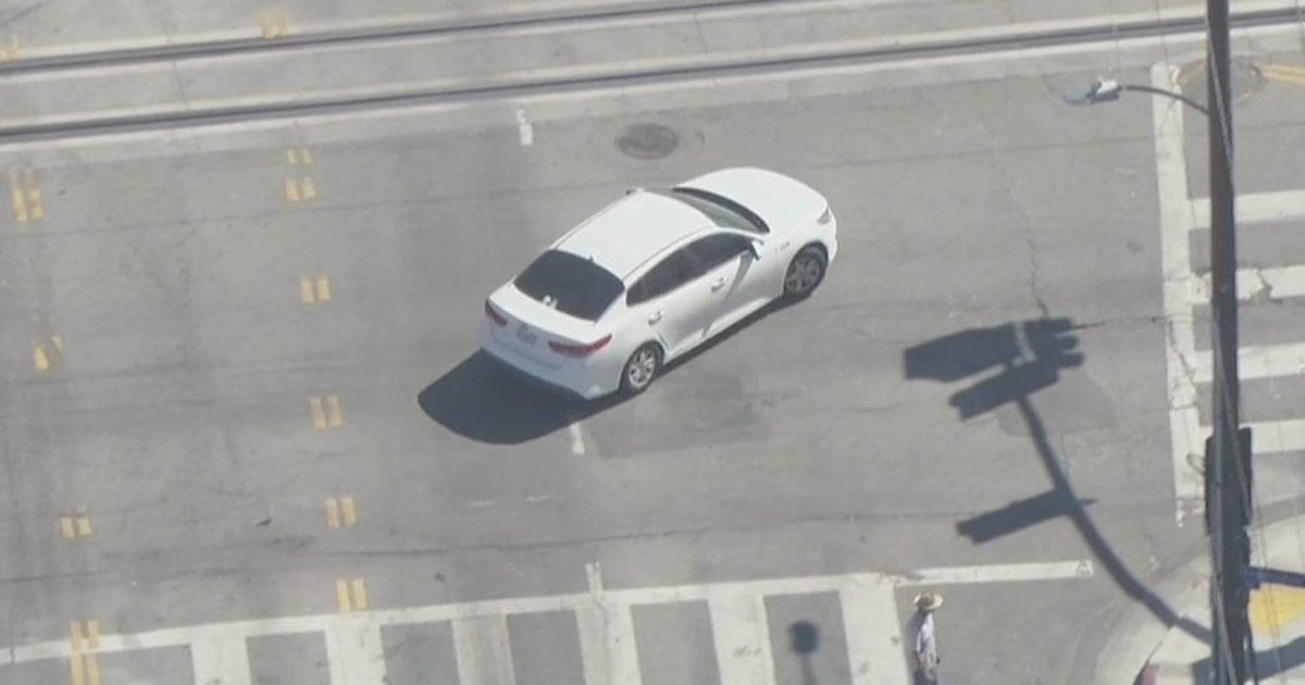 Up to 6 suspects on the run after police chase across LA | FOX 11 Los ...
