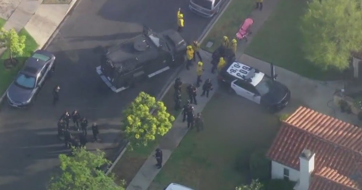 Burglary suspect killed by police in Mid-City after starting house fire ...