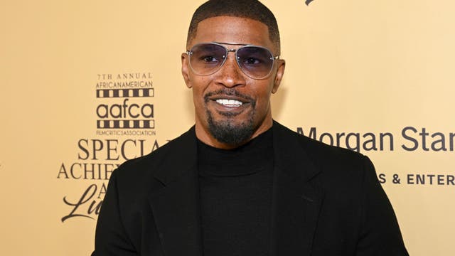 Jamie Foxx says mysterious hospitalization began with 'bad headache,' actor can't 'remember anything'