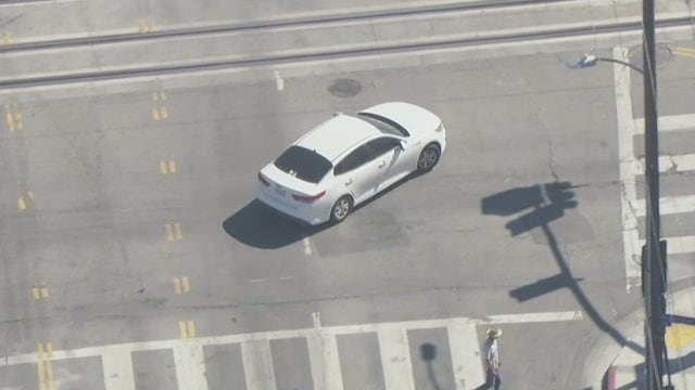 Up to 6 suspects on the run after police chase across LA
