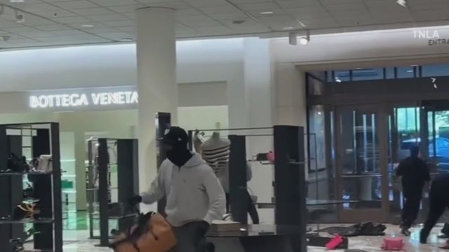 LA Crime: 8 sentenced for series of smash-and-grab robberies, totaling $1.7 million