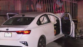 VIDEO: Pursuit suspect crashes into San Fernando resident's front yard