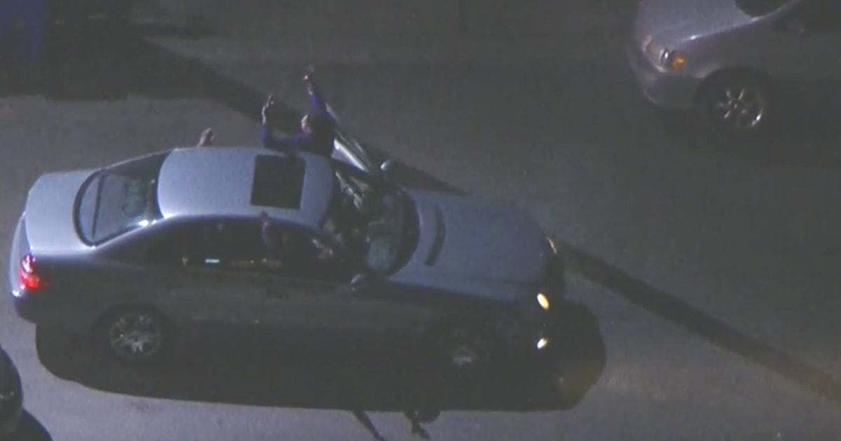 Possible shooting suspect leads police chase across Los Angeles; 2 ...