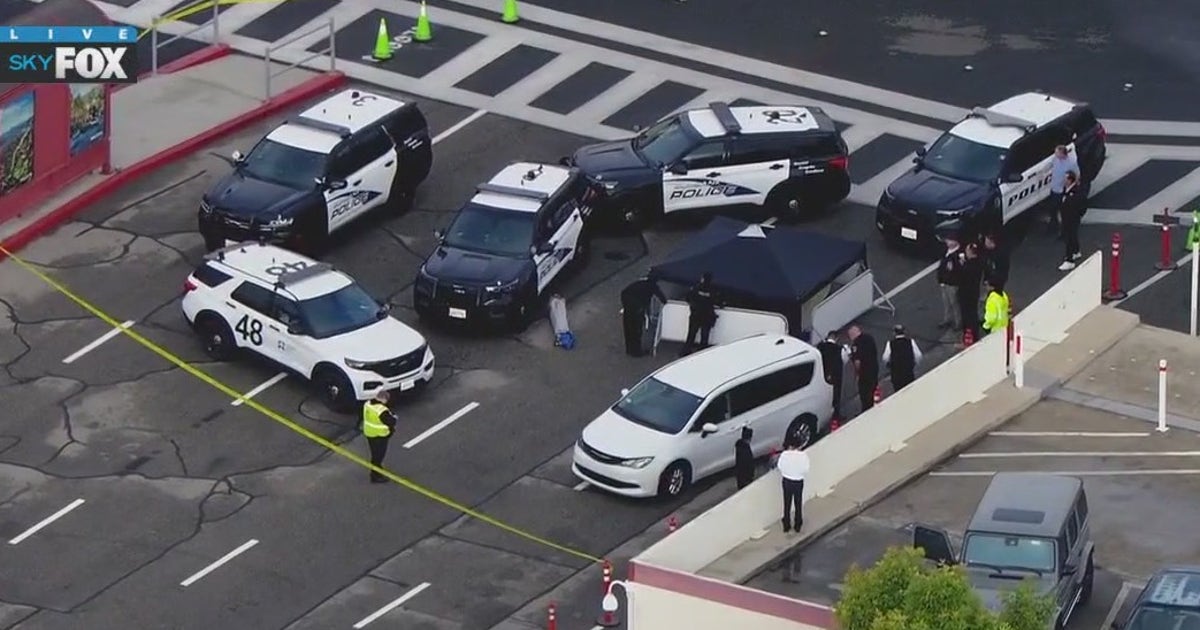 Death investigation underway at Burbank Airport | FOX 11 Los Angeles