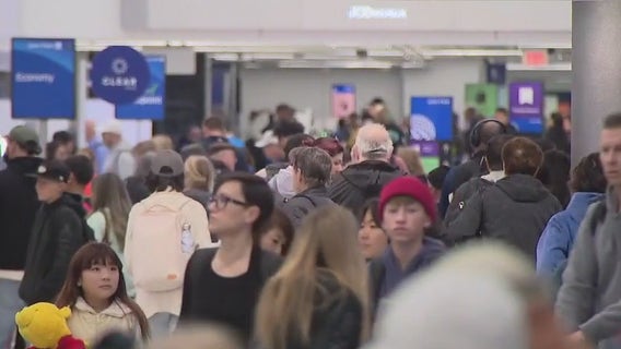 SoCal Thanksgiving travelers brace for busy airports, roads