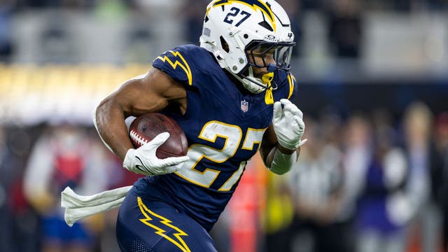 Chargers’ RB J.K. Dobbins suffers MCL sprain: report