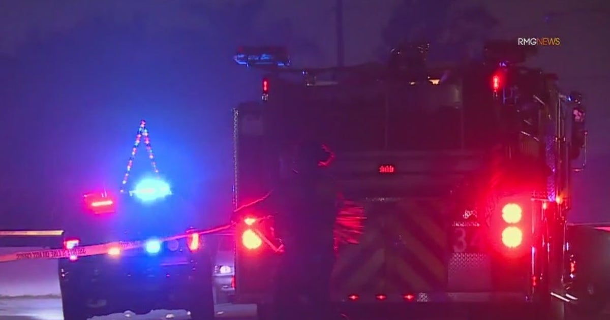 Lakewood shooting leaves 1 dead, 2 wounded | FOX 11 Los Angeles